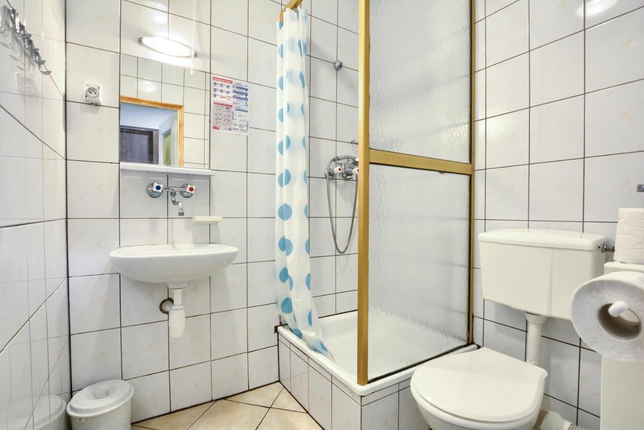 Zielony Las Hotel Радков Екстериор снимка